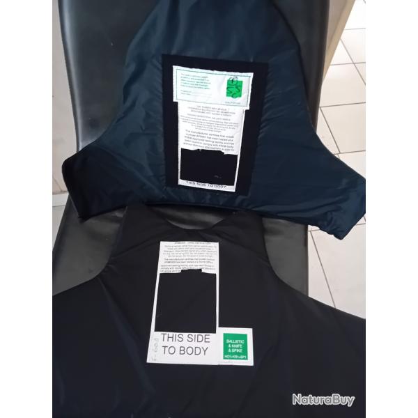 Ench�re lot de 2 plaques balistiques 3a contre les armes de poings et les lames 43x29 cm et 39x29 cm