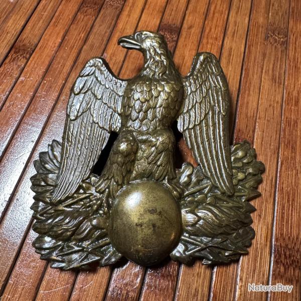 PLAQUE DE SHAKO A L'AIGLE - R�GIMENT D'INFANTERIE, MOD�LE 1852, SECOND EMPIRE FRANCE