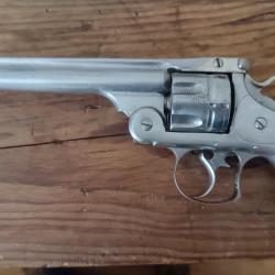 Smith et Wesson double action first model 44 russian.