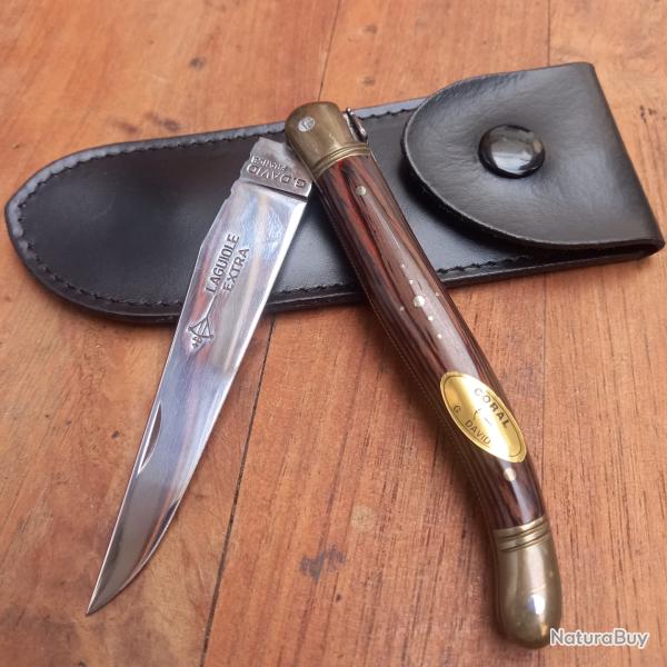 Joli Couteau LAGUIOLE EXTRA G.DAVID Manche en Coral avec �tui en Cuir