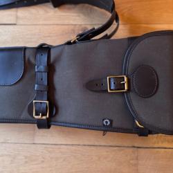 &eacute;tui double pour fusils