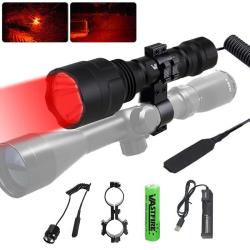 Lampe Tactique C8 Rouge  800m LED avec Batterie 18650 Chargeur Support Fusil et Interrupteur D&eacute;port&eacute;