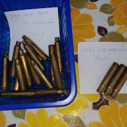 lot 14 &eacute;tuis douilles cartouches de 300 win mag + 3 &eacute;tuis 35 whelen pour faire du rechargement perso