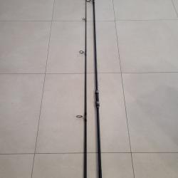 canne a carpe ROD HUTCHINSON DMX 13 pieds. 3.5 lbs en tr&egrave;s bon &eacute;tat