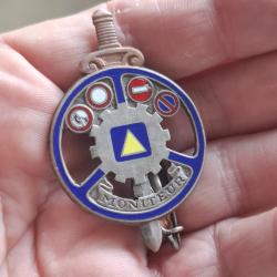 INSIGNE MONITEUR CONDUITE AUTOMOBILE ( PERIODE INDOCHINE )