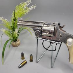 Smith et wesson 38sw plaquettes nacre