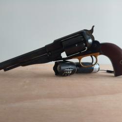 Remington Pietta 1858 New Army calibre 44 pack pr&ecirc;t a tirer