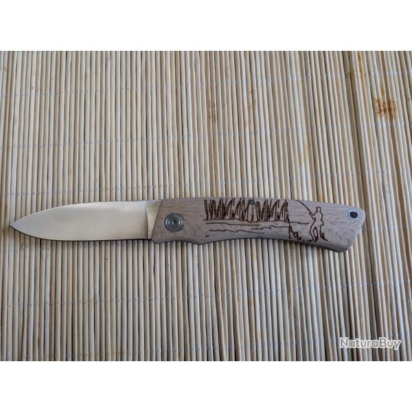 couteau pliant traditionnel manche en h�tre