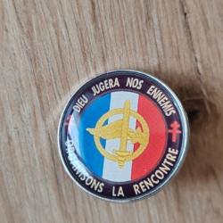 INSIGNE M&Eacute;TAL "DIEU JUGERA NOS ENEMIS"