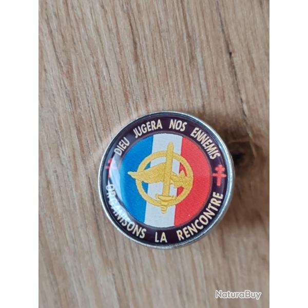 INSIGNE M�TAL "DIEU JUGERA NOS ENEMIS"