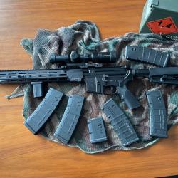 M4 Geissele Automatics Super Duty MOD1 14.5&nbsp;et ses accessoires.