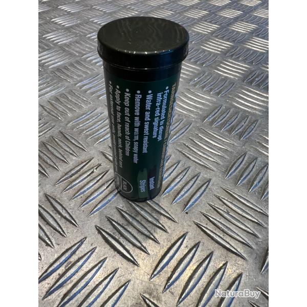 Tube cremes maquillage camo bi-color bcb camouflage vert et noir