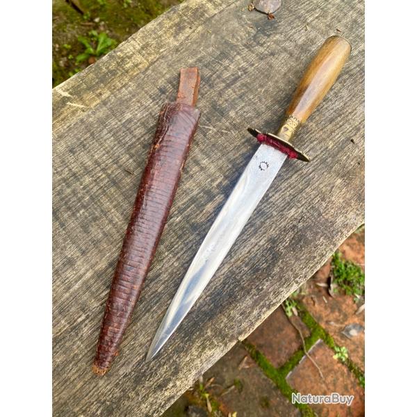 Dague stiletto espagnol circa 1900