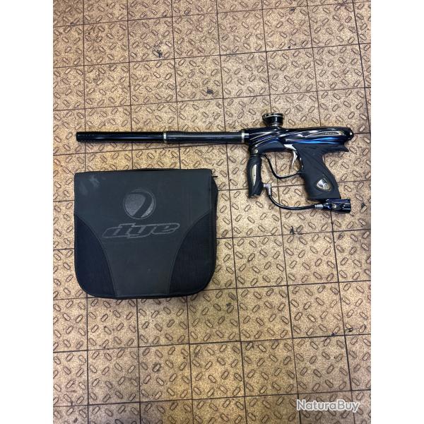 Lanceur paintball Dye m2