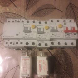 Lots dijoncteur et fusible