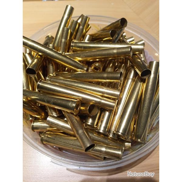 Lot de 88 �tuis 9,3x74R d�samorc�s et nettoy�s.