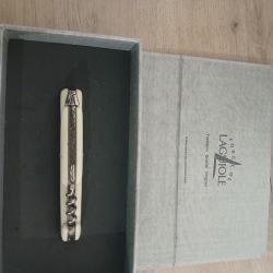 Couteau laguiole manche ivoire 10 cm ferm&eacute; 18,5 cm ouvert &eacute;tat neuf