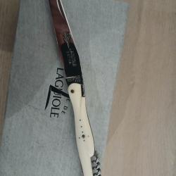 Couteau laguiole manche ivoire 10 cm ferm&eacute; 18,5 cm ouvert &eacute;tat neuf