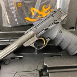 BROWNING BUCK MARK Lt gray calibre 22 lr canon flut&eacute; 5.5'' avec mallette et accessoires