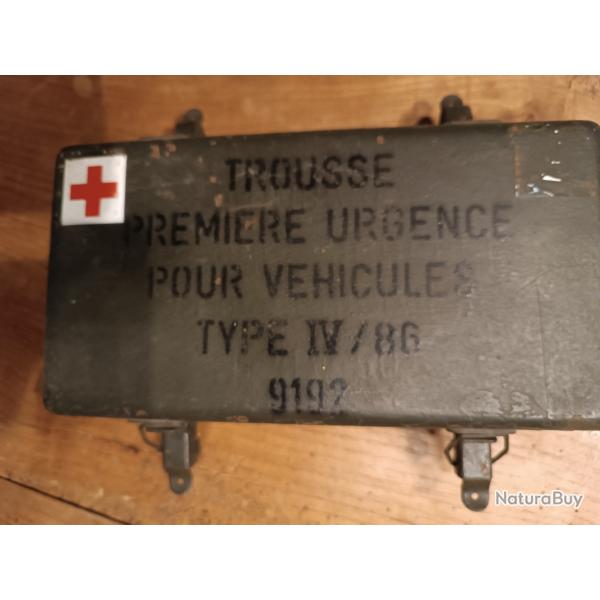 BOITE 1ER SECOURS JEEP WILLIS