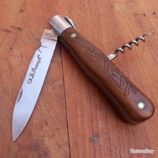Joli Couteau LE PROVEN�AL CR�ATION G.JULIEN Manche en Olivier Grav� avec Tire Bouchon
