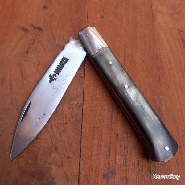 Joli Couteau YSSINGEAUX SAUZEDE DAIGUEBONNE Manche en Corne