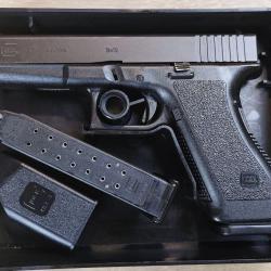 OPERATION SPECIALE Pistolet GLOCK 17 Gen 2 - Surplus Police Belge - 2 chargeurs et boite (Occasion)