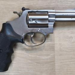 Revolver SMITH & WESSON Mod. 60-4 - Cal .38 Special - Canon 3" (Occasion)