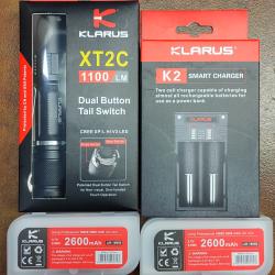 Lampe Klarus XT2C + batteries + chargeur