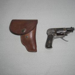 R&eacute;volver de collection  Bulldog  Hammerless