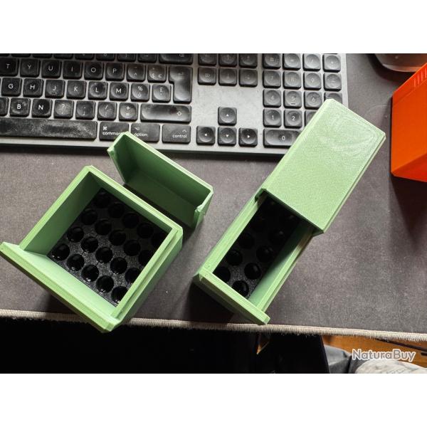 Lot de 4 bo�tes � munition 9,3 x 62. Orange, 10 emplacements