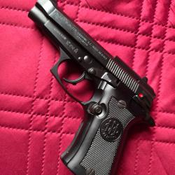 Pistolet beretta 81 fs cal 7. 65