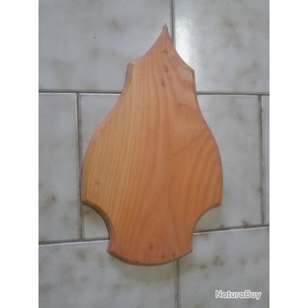 1 �cusson cerf dimensions 52 cm x 30 cm �paisseur 2 cm