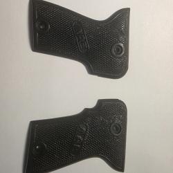 plaquettes d'origine de pistolet MAB mod&egrave;le C en 7.65