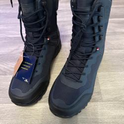 Chaussures de s&eacute;curit&eacute;s/ Police