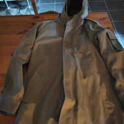 veste militaire 80L  doublure chaude amovible tr&egrave;s bon &eacute;tat envoie possible