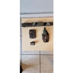 equipements militaires  camoufl&eacute;s