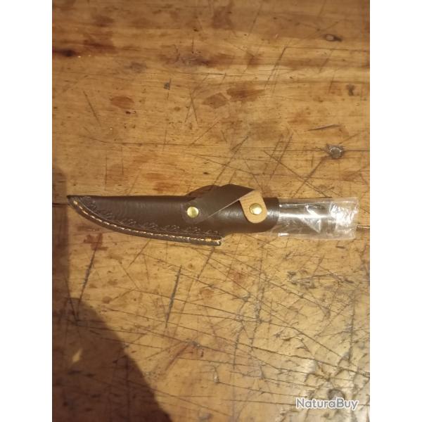 Couteau lame damass�e