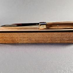 couteau d'office artisanal en liquidambar livret en coffret bois luxe : orme massif, simili cuir