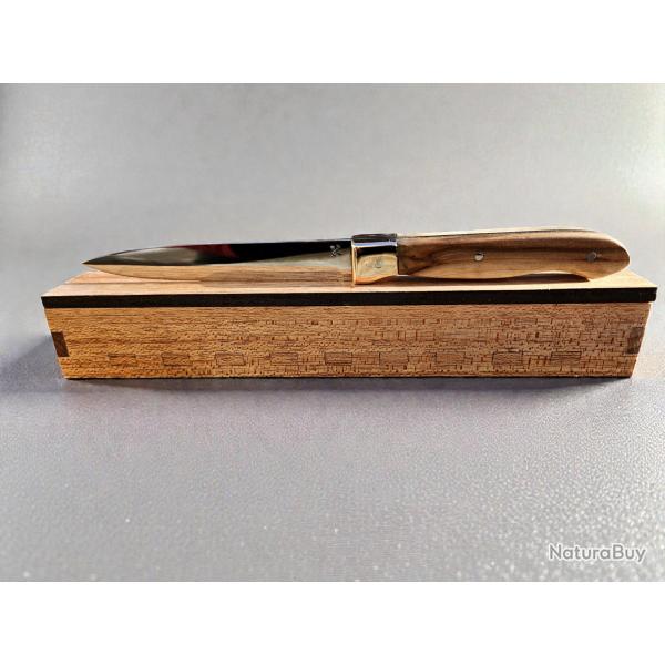 couteau d'office artisanal en liquidambar livret en coffret bois luxe : orme massif, simili cuir