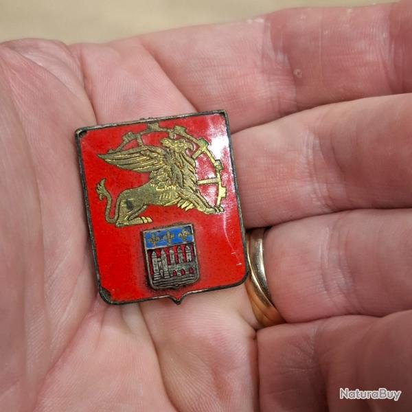 INSIGNE BA 722 SAINTES ( DRAGO - A 793 )