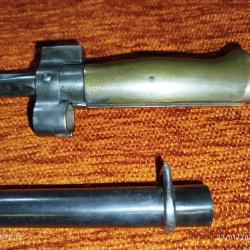 belle ba&iuml;onnette lebel bonne &eacute;tat jamais d&eacute;mont&eacute;e, fourreau sans coup.mais Num diff&eacute;rent