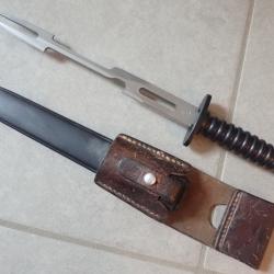 Baionnette suisse transform&eacute;e en fourchette grill !!! A VOIR. Id&eacute;e cadeau