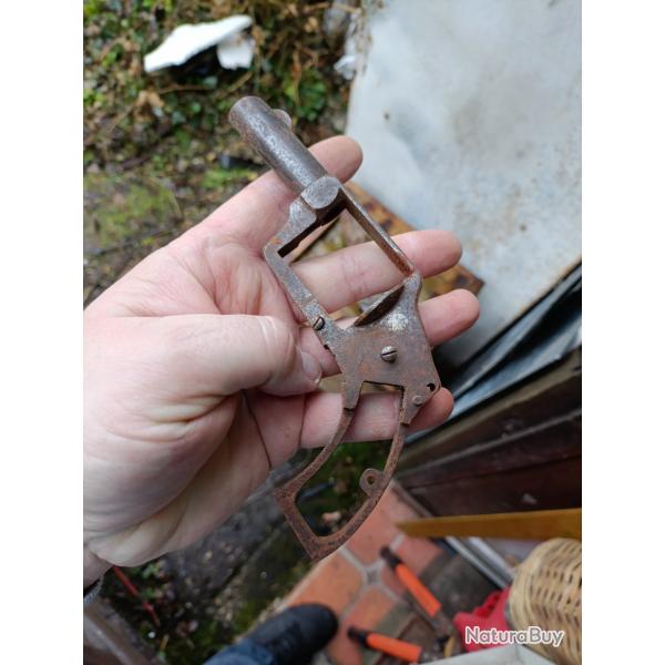 Carcasse bulldog 320