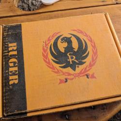 Pistolet RUGER P85 en 9x19