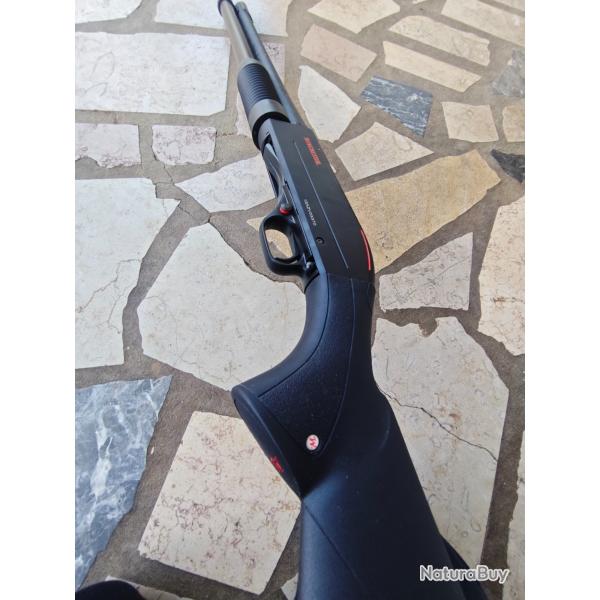 Fusil � pompe WINCHESTER SXP Defender Rifled cal.12/76