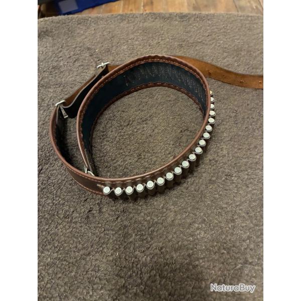 Rare Cartouchi�re calibre 22lr imitation cuir ann�e 80/90 �tat neuf