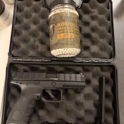 Pack Beretta APX CO2 + mallette + 3000 billes