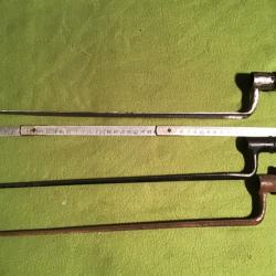 LOT DES 3 BAIONNETTES A DOUILLES donc 1 1822 t bis