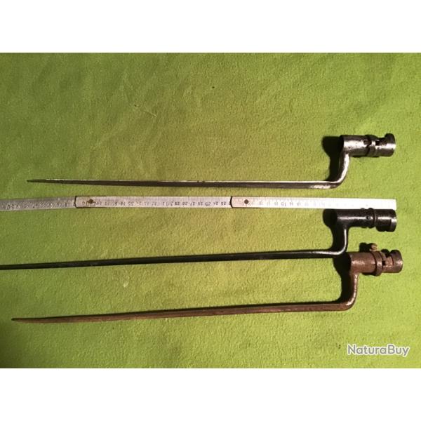 LOT DES 3 BAIONNETTES A DOUILLES donc 1 1822 t bis